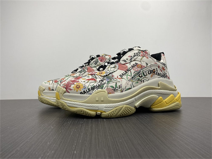 Gocci x BLCG The Hacker Project Triple S Flora Print 677195 UL110 8461