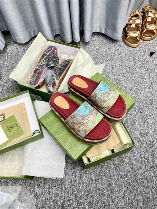 Gocci Slipper