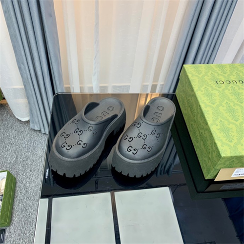 Gocci Slipper