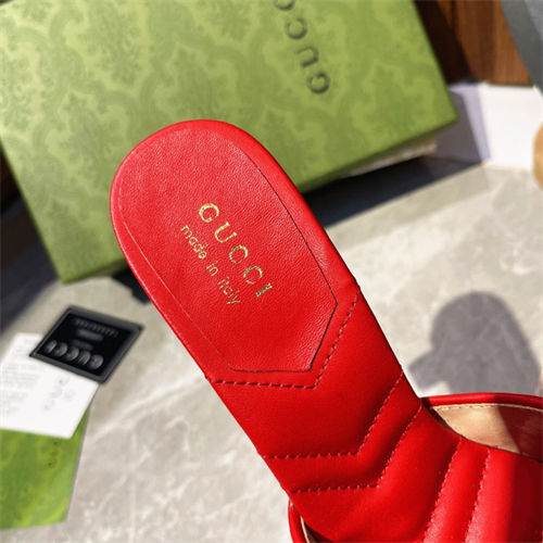 Gocci Slipper