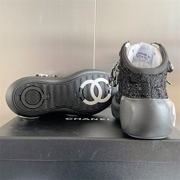CHANEL 11