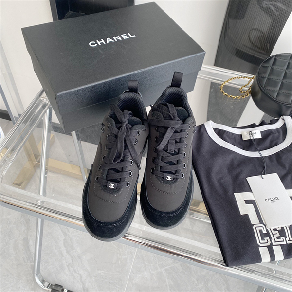 Chanal Sneakers