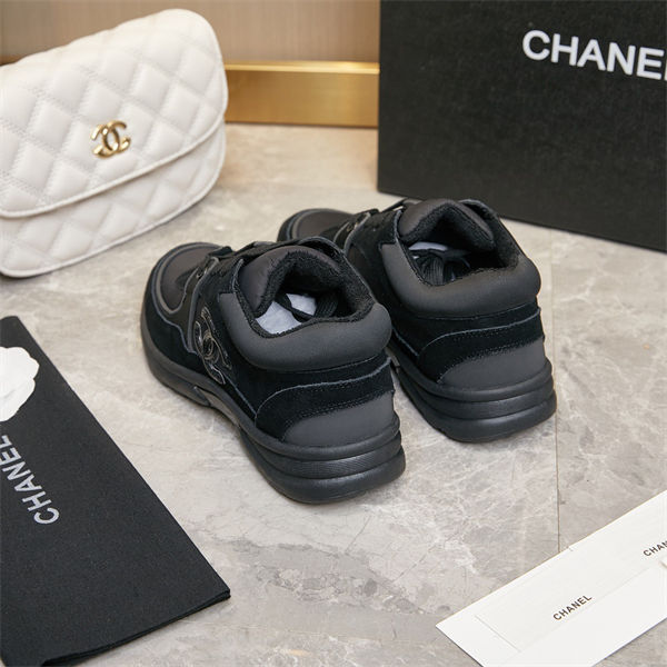 Chanal Sneakers