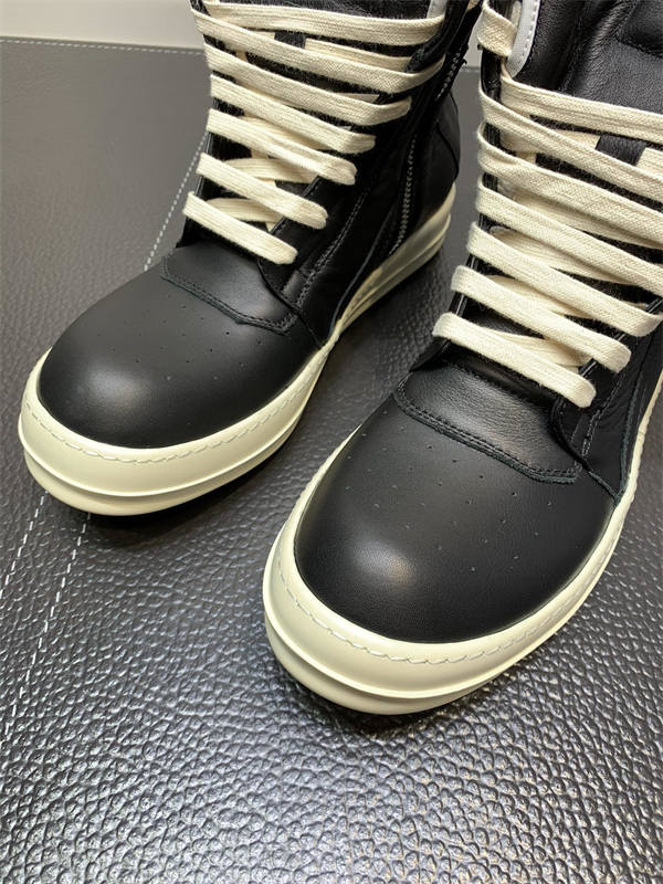 RI*K OWENS SNEAKERS