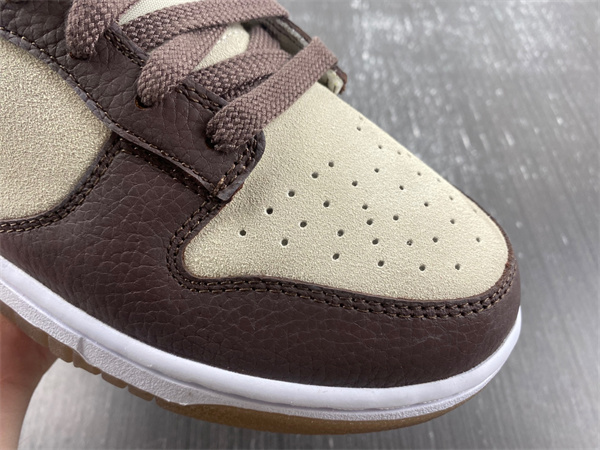 Nike Dunk Low Plum Eclipse