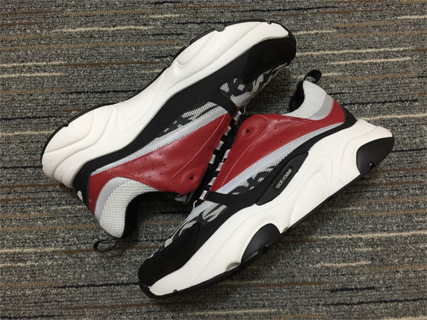 Dior B22