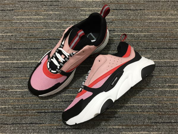 Dior B22