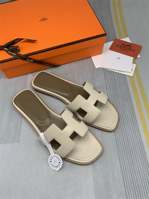 H Slipper