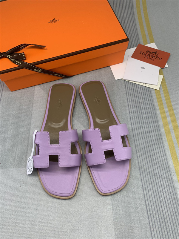 H Slipper