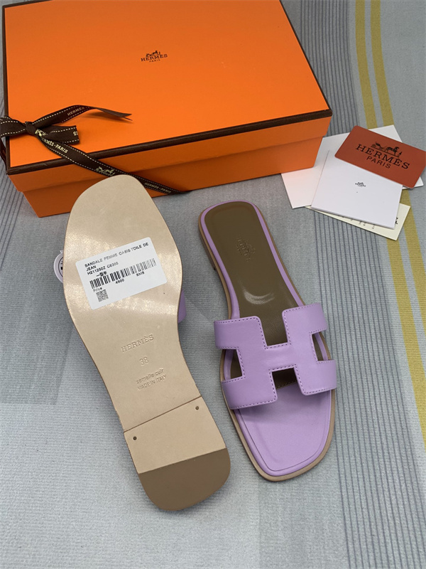 H Slipper