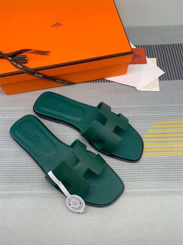 H Slipper
