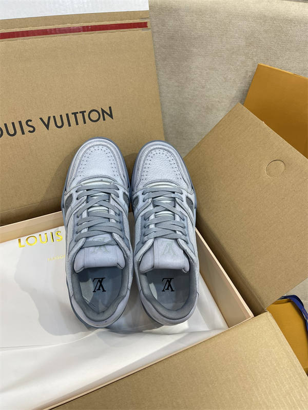 LV156
