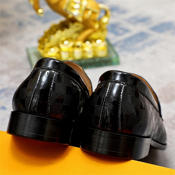 Lv Loafer 038