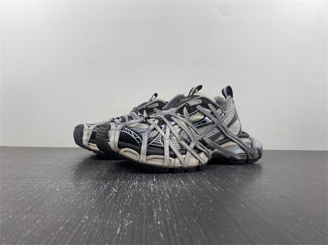 Balenciaga Phantom Sneaker 778698 W3XLL 2097