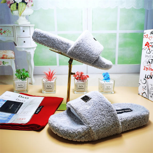 DG slipper
