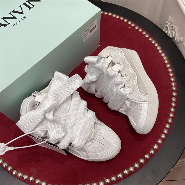 Lanvon Curb Sneaker 51