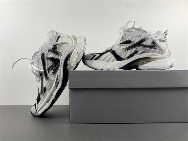Balenciaga 772774 WRUNG 9010