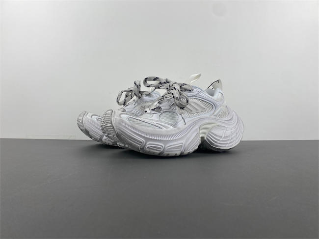 Balenciaga 815853 W2MV2 9000