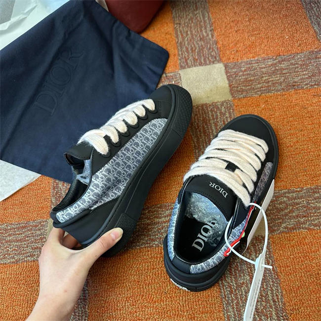 DIOR B33 005