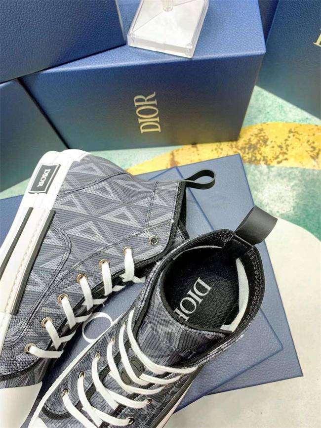 D*or B23 High Top