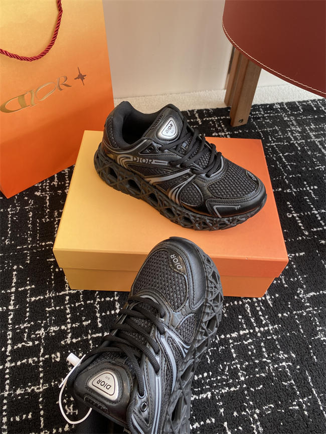 Dior B35