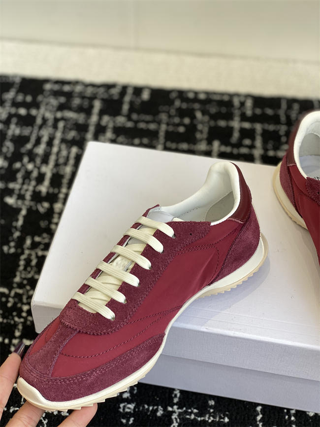 Celin*e Sneaker