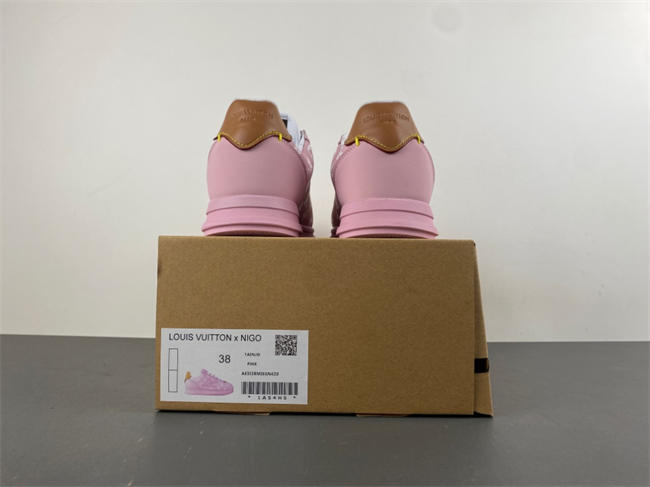 Louis Vuitton LV